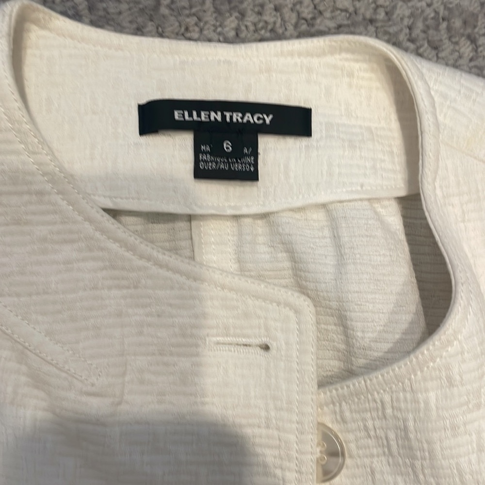 White jacket - Picture 2 of 3